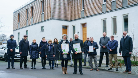 Grüne Hausnummer Schönebeck