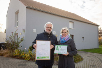 Verleihung Grüne Hausnummer in Barleben